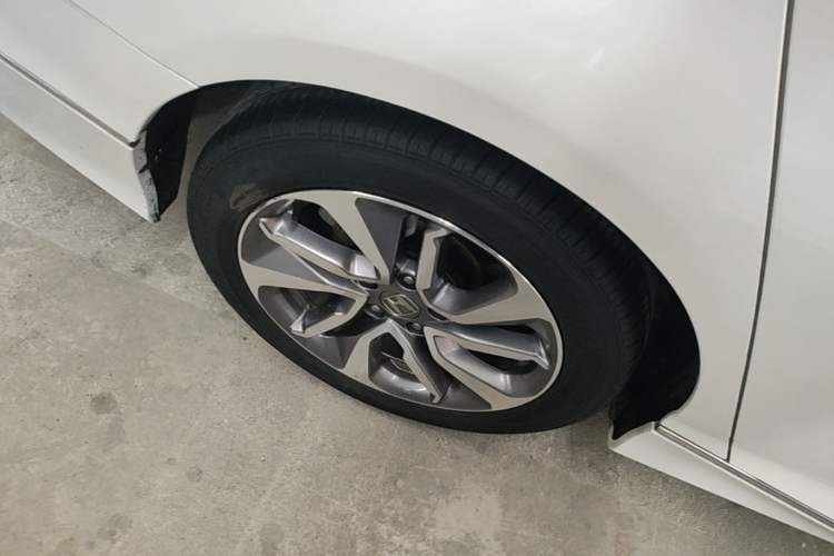 Used Honda Inspire 2019 260TURBO Elegant Edition China VI Emission Standard Right Rear Wheel Hub