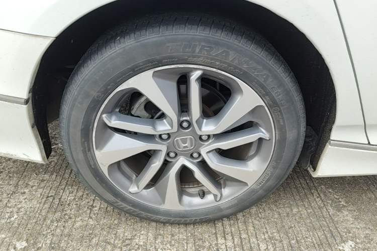 Used Honda Inspire 2019 260TURBO Elegant Edition China VI Emission Standard Right Rear Wheel Hub
