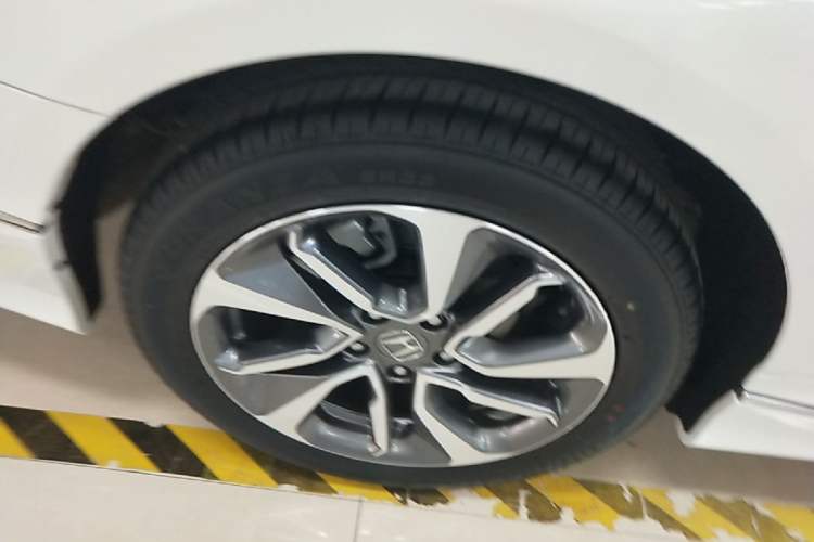 Used Honda Inspire 2019 260TURBO Elegant Edition China VI Emission Standard Right Rear Wheel Hub