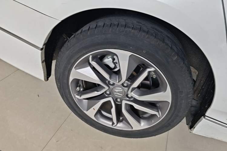 Used Honda Inspire 2019 260TURBO Elegant Edition China VI Emission Standard Right Rear Wheel Hub