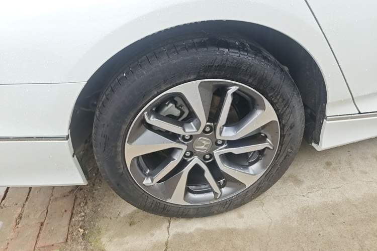 Used Honda Inspire 2019 260TURBO Elegant Edition China VI Emission Standard Right Rear Wheel Hub