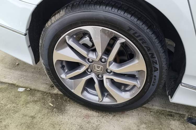 Used Honda Inspire 2019 260TURBO Elegant Edition China VI Emission Standard Right Rear Wheel Hub