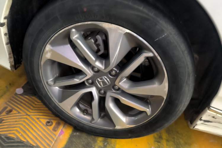 Used Honda Inspire 2019 260TURBO Elegant Edition China VI Emission Standard Right Rear Wheel Hub