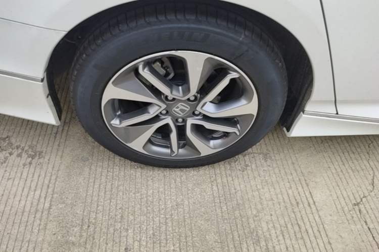 Used Honda Inspire 2019 260TURBO Elegant Edition China V Emission Standard Right Rear Wheel Hub