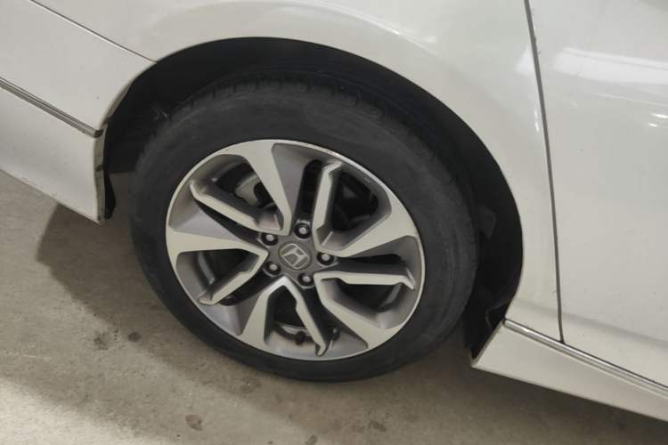 Used Honda Inspire 2019 260TURBO Elegant Edition China VI Emission Standard Right Rear Wheel Hub