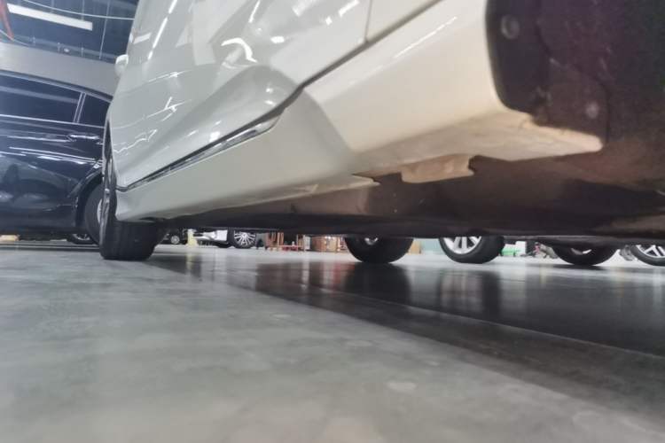 Used Honda Inspire 2019 260TURBO Elegant Edition China VI Emission Standard Right Side Sill