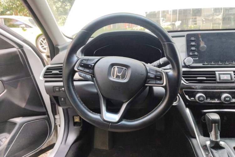 Used Honda Inspire 2019 260TURBO Elegant Edition China V Emission Standard Steering Wheel