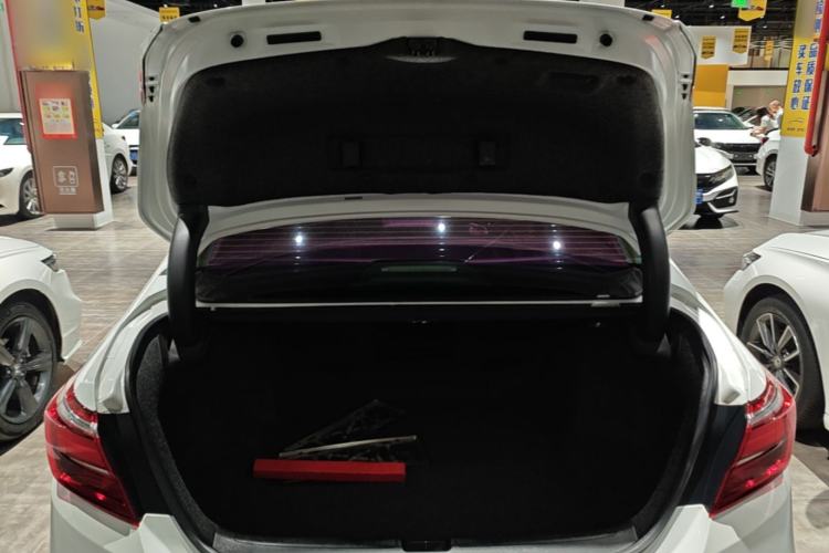 Used Honda Inspire 2019 260TURBO Elegant Edition China VI Emission Standard Trunk