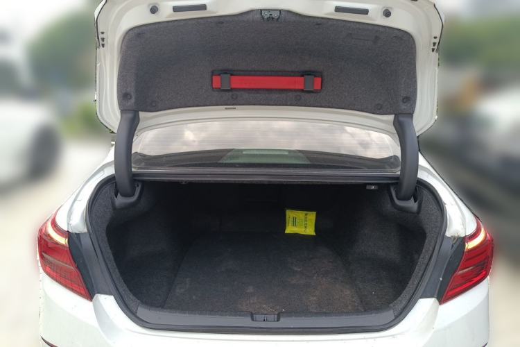 Used Honda Inspire 2019 260TURBO Elite Edition China VI Trunk