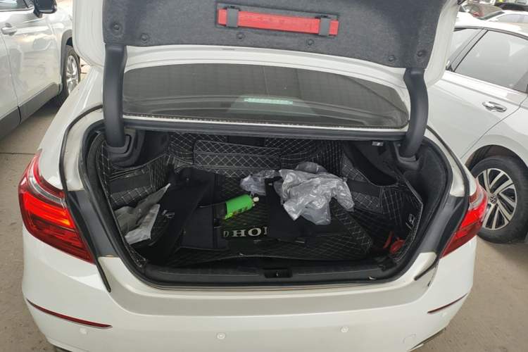 Used Honda Inspire 2019 260TURBO Elegant Edition China VI Emission Standard Trunk