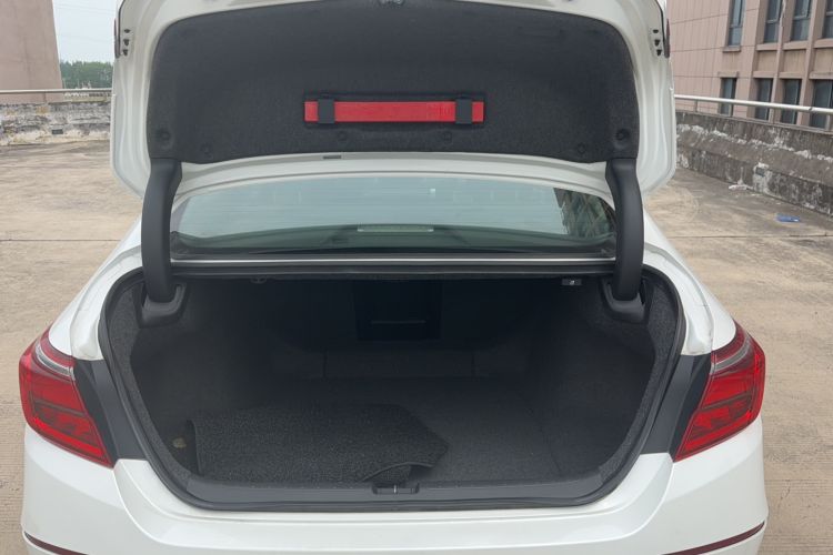 Used Honda Inspire 2019 260TURBO Elegant Edition China VI Emission Standard Trunk