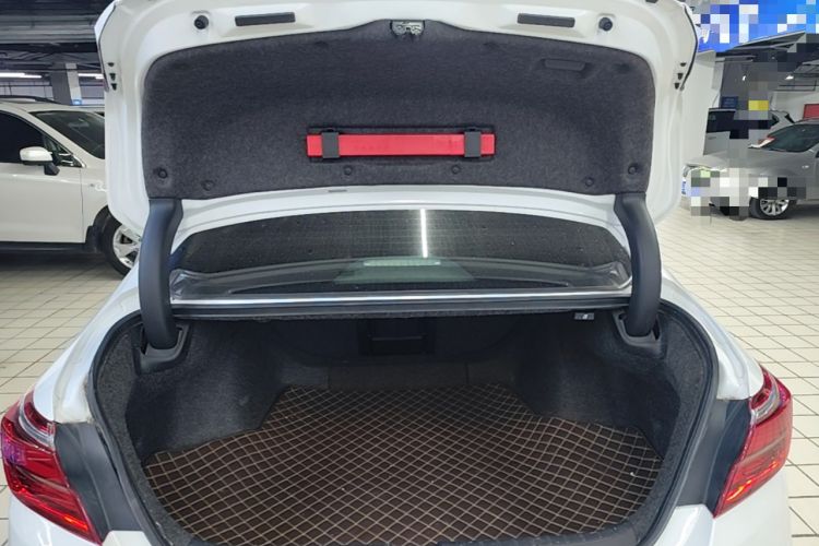 Used Honda Inspire 2019 260TURBO Elegant Edition China VI Emission Standard Trunk