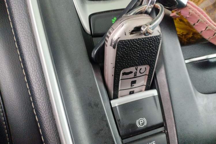 Used Honda Inspire 2019 260TURBO Elegant Edition China VI Emission Standard Vehicle Key
