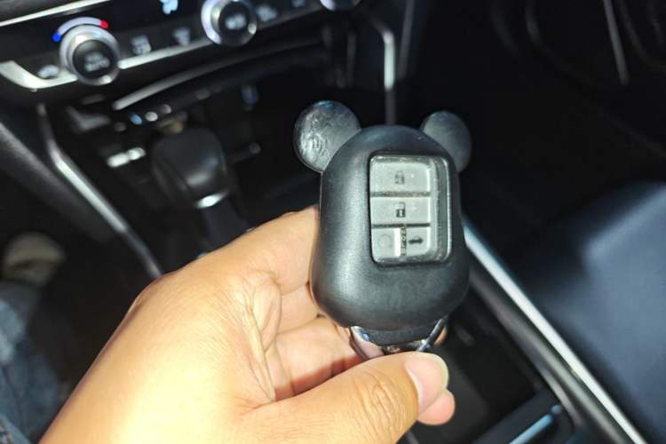 Used Honda Inspire 2019 260TURBO Elegant Edition China VI Emission Standard Vehicle Key