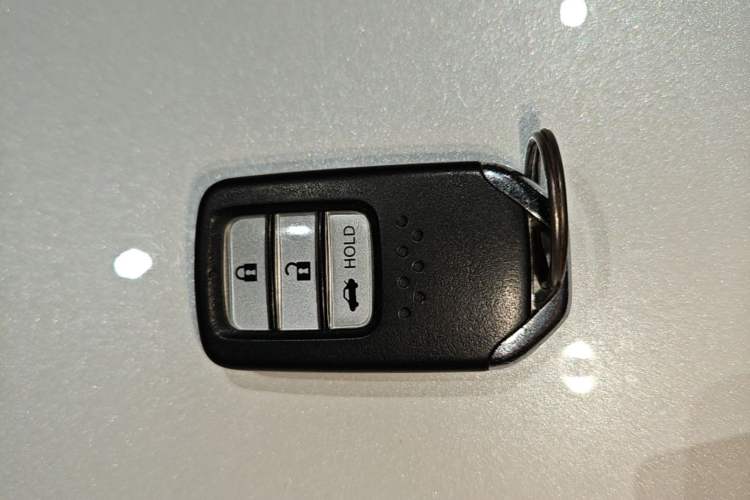 Used Honda Inspire 2019 260TURBO Elegant Edition China VI Emission Standard Vehicle Key
