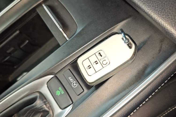 Used Honda Inspire 2019 260TURBO Elegant Edition China VI Emission Standard Vehicle Key