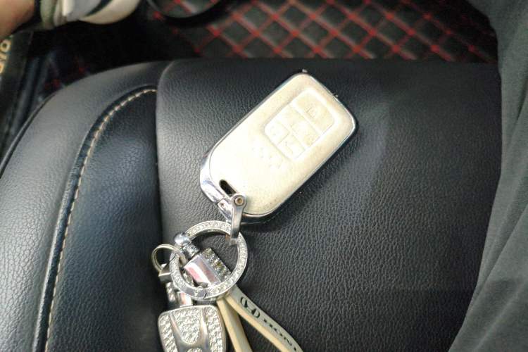 Used Honda Inspire 2019 260TURBO Elegant Edition China VI Emission Standard Vehicle Key