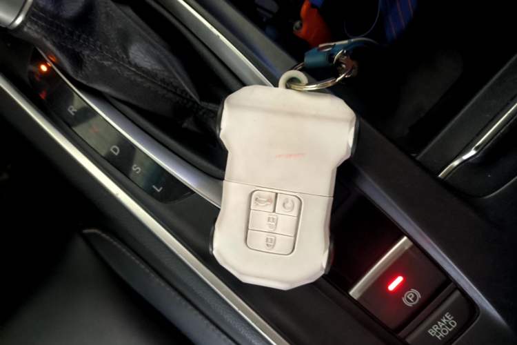 Used Honda Inspire 2019 260TURBO Elegant Edition China VI Emission Standard Vehicle Key