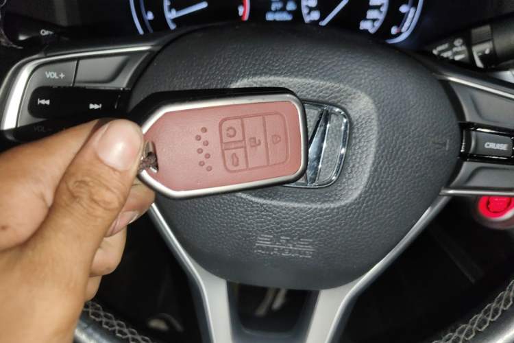 Used Honda Inspire 2019 260TURBO Elegant Edition China VI Emission Standard Vehicle Key