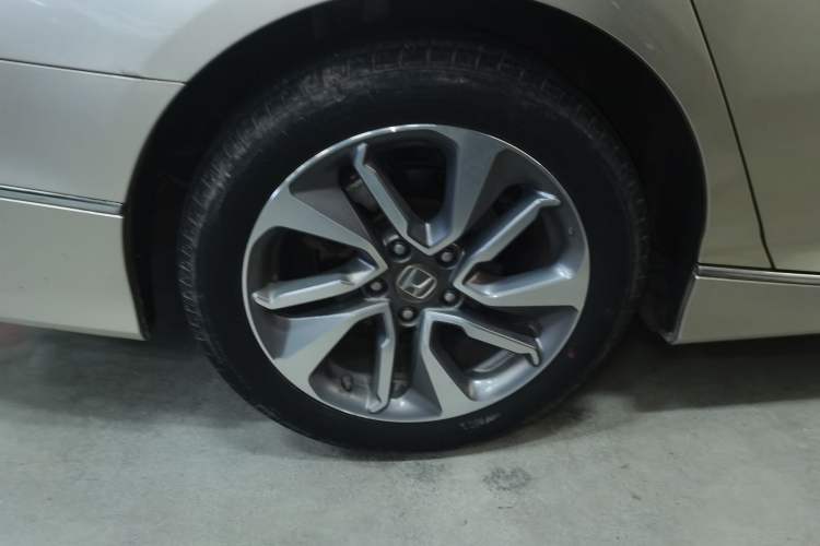 Used Honda Inspire 2019 260TURBO Elegant Edition China V Emission Standard Exterior 8