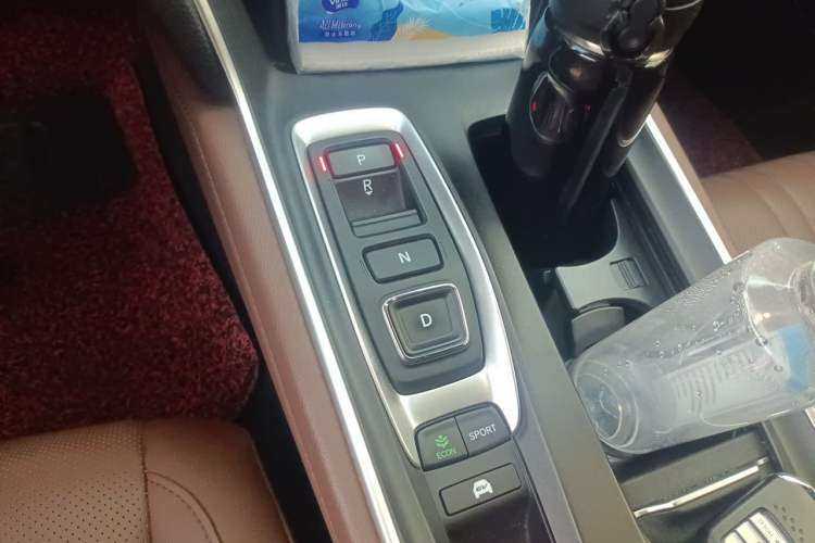 Used Honda Inspire 2019 Rui·Hybrid 2.0L Jing Shang Edition China VI Gear Lever