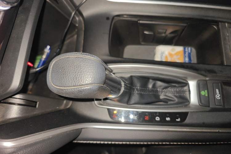 Used Honda Inspire 2019 260TURBO Elegant Edition China V Emission Standard Gear Lever