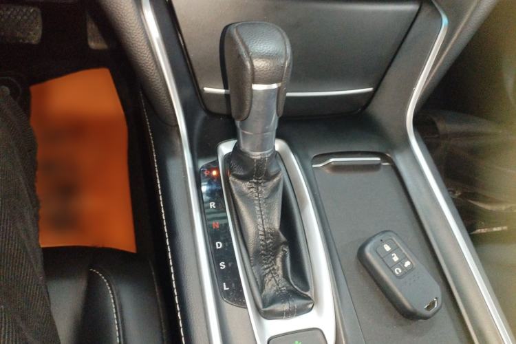 Used Honda Inspire 2019 260TURBO Jingyue Edition China VI Gear Lever