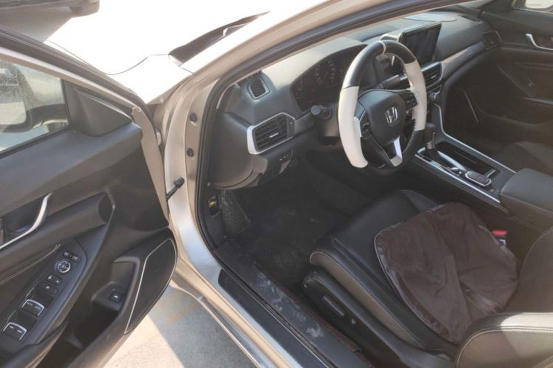 Used Honda Inspire 2019 260TURBO Elegant Edition China VI Emission Standard Interior 3