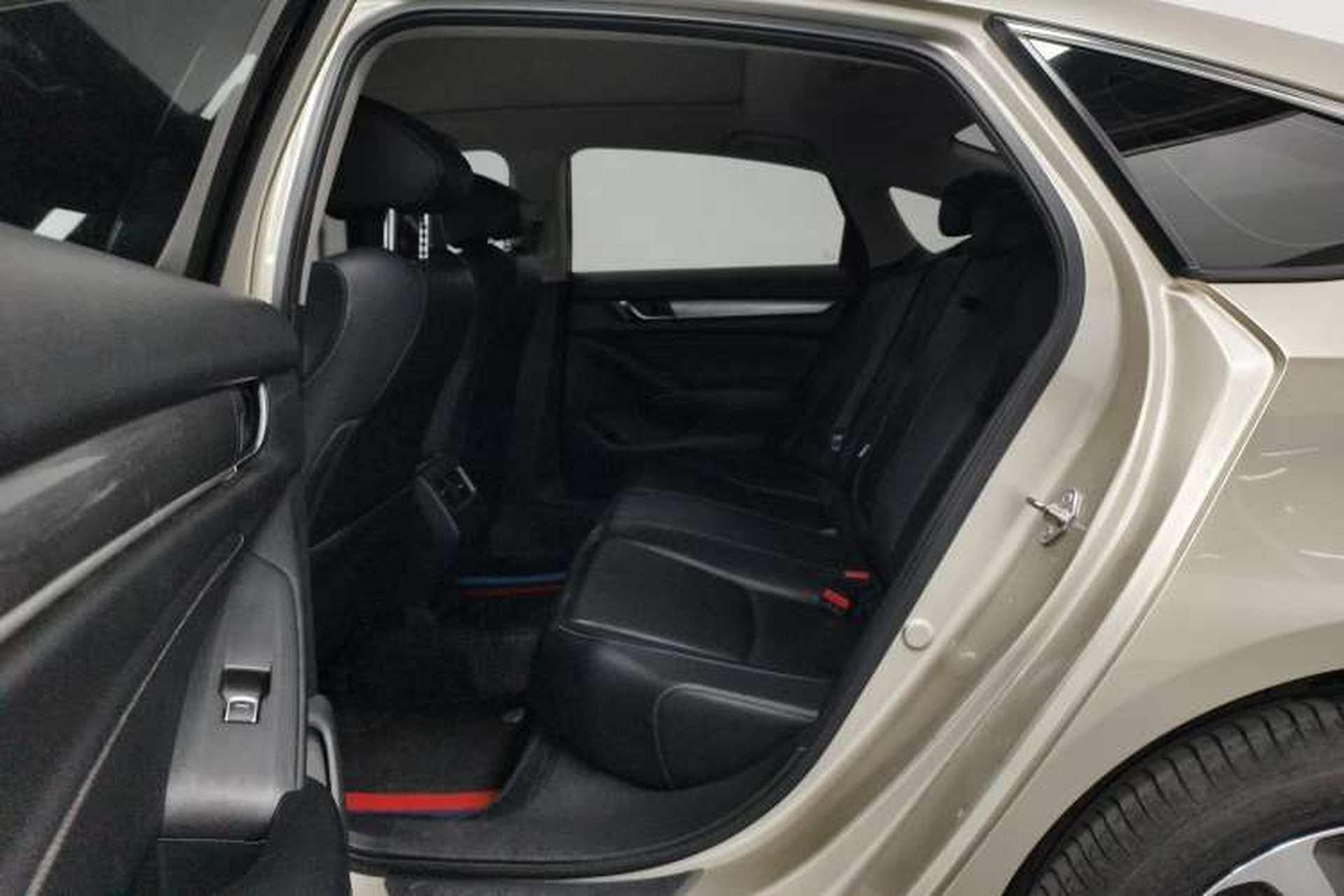 Used Honda Inspire 2019 260TURBO Elegant Edition China V Emission Standard Left Rear Seat