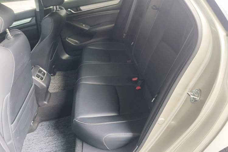 Used Honda Inspire 2019 260TURBO Elegant Edition China V Emission Standard Left Rear Seat