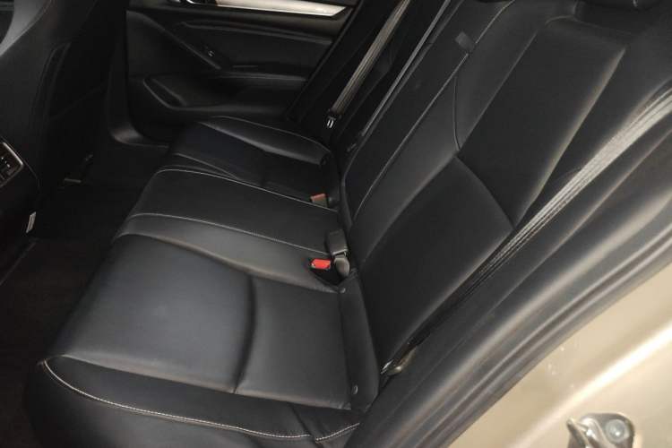 Used Honda Inspire 2019 260TURBO Elegant Edition China V Emission Standard Left Rear Seat