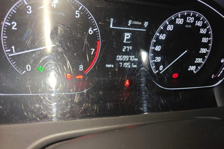 Used Honda Inspire 2019 260TURBO Elegant Edition China V Emission Standard Odometer Close Up