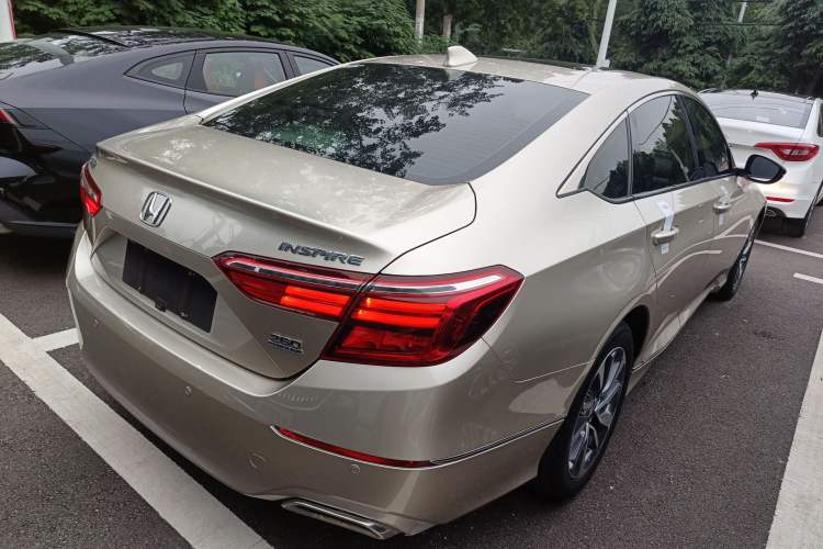 Used Honda Inspire 2019 260TURBO Elegant Edition China VI Emission Standard Rear Right 45 Deg