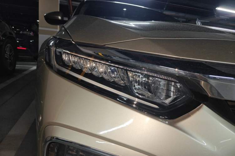 Used Honda Inspire 2019 260TURBO Elegant Edition China V Emission Standard Right Front Headlight