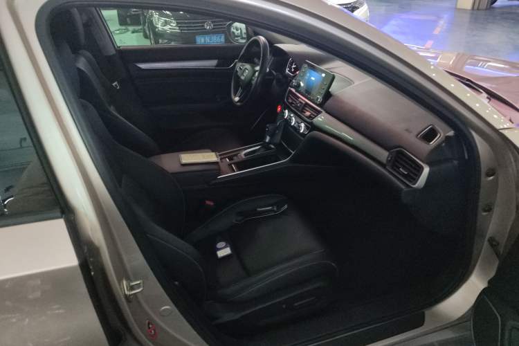 Used Honda Inspire 2019 260TURBO Elegant Edition China VI Emission Standard Right Front Seat