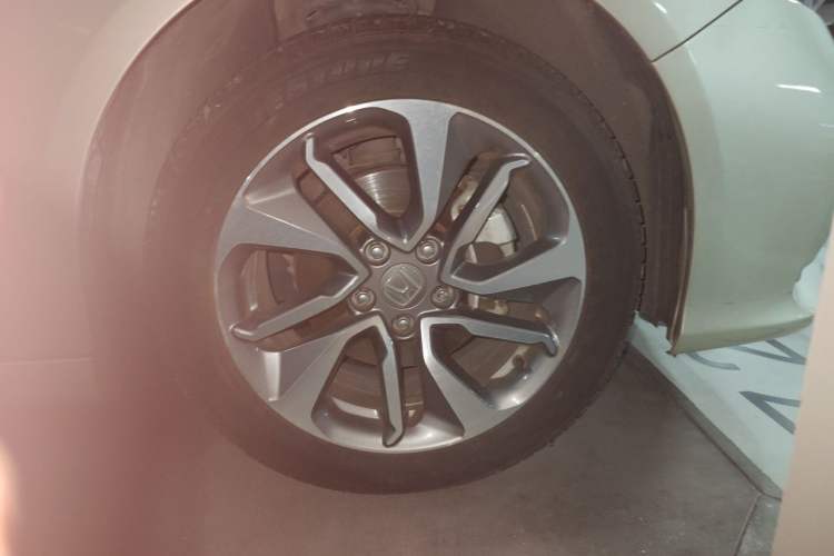 Used Honda Inspire 2019 260TURBO Elegant Edition China V Emission Standard Right Front Wheel Hub