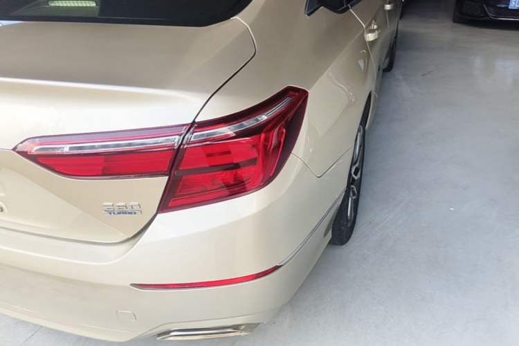Used Honda Inspire 2019 260TURBO Elegant Edition China V Emission Standard Right Rear Taillight