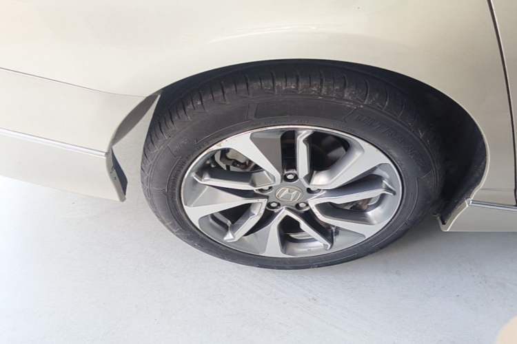 Used Honda Inspire 2019 260TURBO Elegant Edition China V Emission Standard Right Rear Wheel Hub