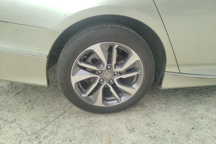 Used Honda Inspire 2019 260TURBO Elegant Edition China VI Emission Standard Right Rear Wheel Hub