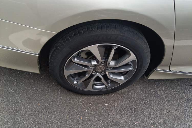 Used Honda Inspire 2019 260TURBO Elegant Edition China VI Emission Standard Right Rear Wheel Hub
