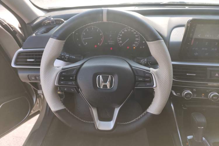 Used Honda Inspire 2019 260TURBO Elegant Edition China VI Emission Standard Steering Wheel