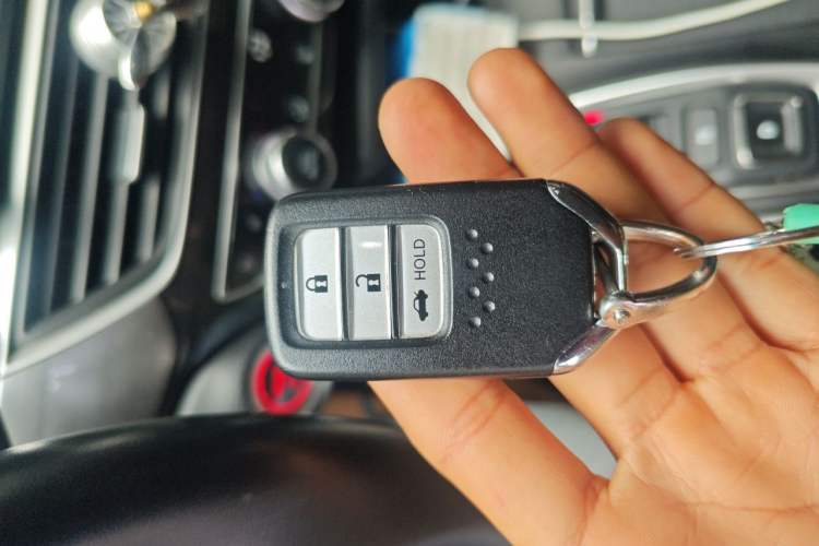 Used Honda Inspire 2019 Rui Hybrid 2.0L Jing Shang Edition China V Emission Standard Vehicle Key