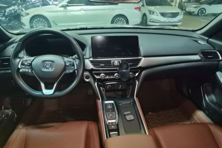 Used Honda Inspire 2022 Lingpai Hybrid 2.0L Pure Elegant Edition Center Console