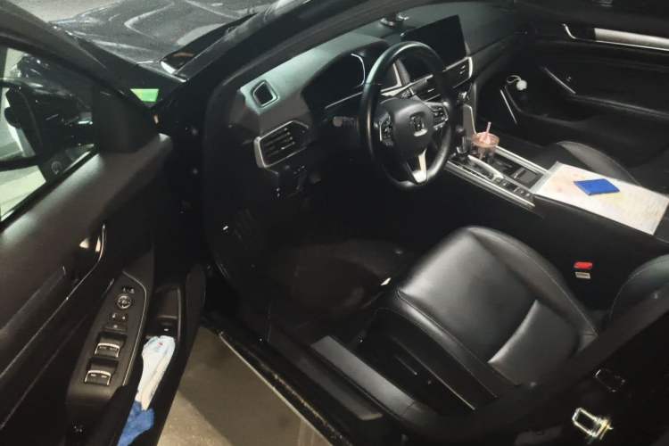 Used Honda Inspire 2022 260TURBO Elegant Edition Driver Seat