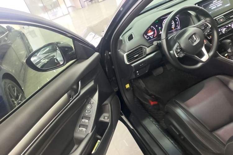 Used Honda Inspire 2022 260TURBO Elegant Edition Driver Seat