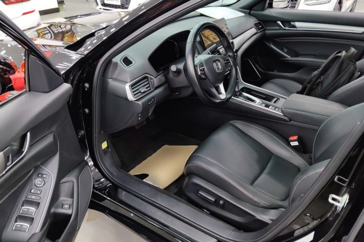 Used Honda Inspire 2022 260TURBO Elegant Edition Driver Seat