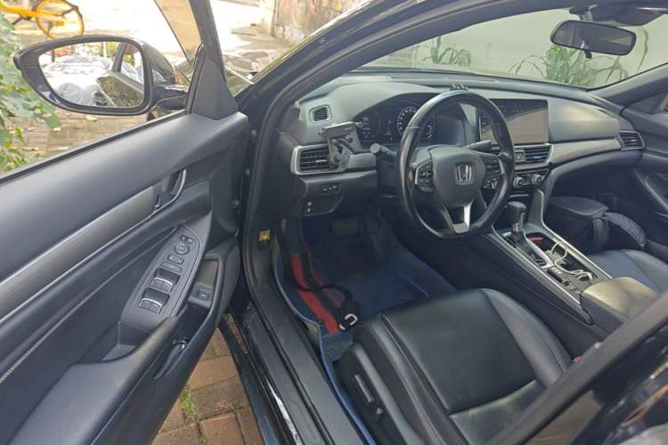 Used Honda Inspire 2022 260TURBO Elegant Edition Driver Seat