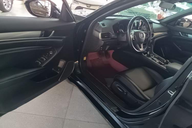 Used Honda Inspire 2022 260TURBO Elegant Edition Driver Seat