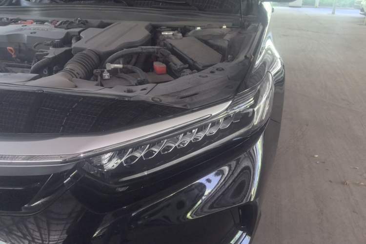 Used Honda Inspire 2022 Xing·Hybrid 2.0L Pure Edition Engine Bay Left