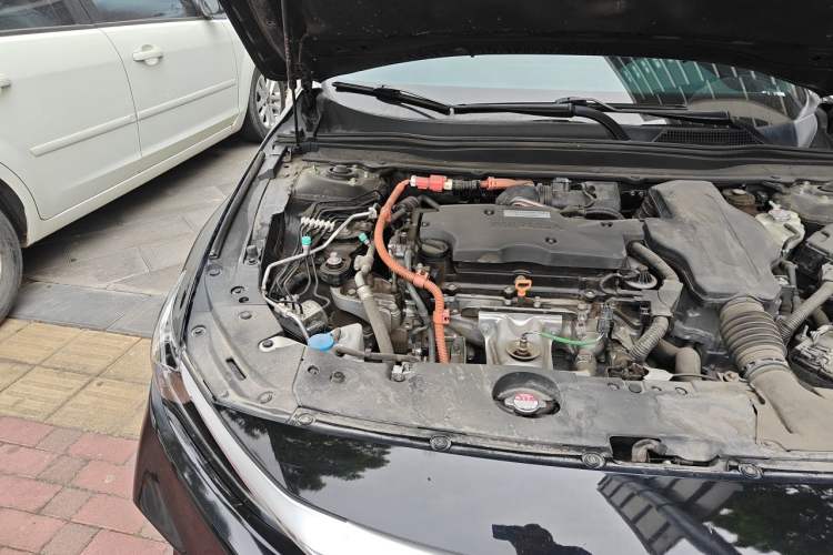 Used Honda Inspire 2022 Xing·Hybrid 2.0L Pure Edition Engine Bay Right